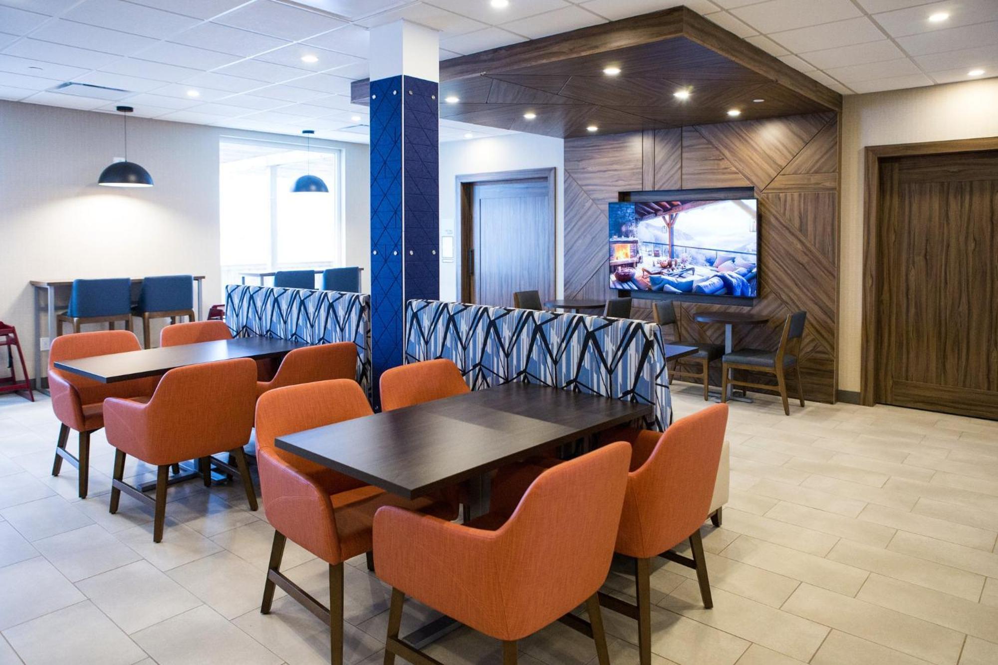 Holiday Inn Express & Suites Prince Albert - South By Ihg Екстериор снимка